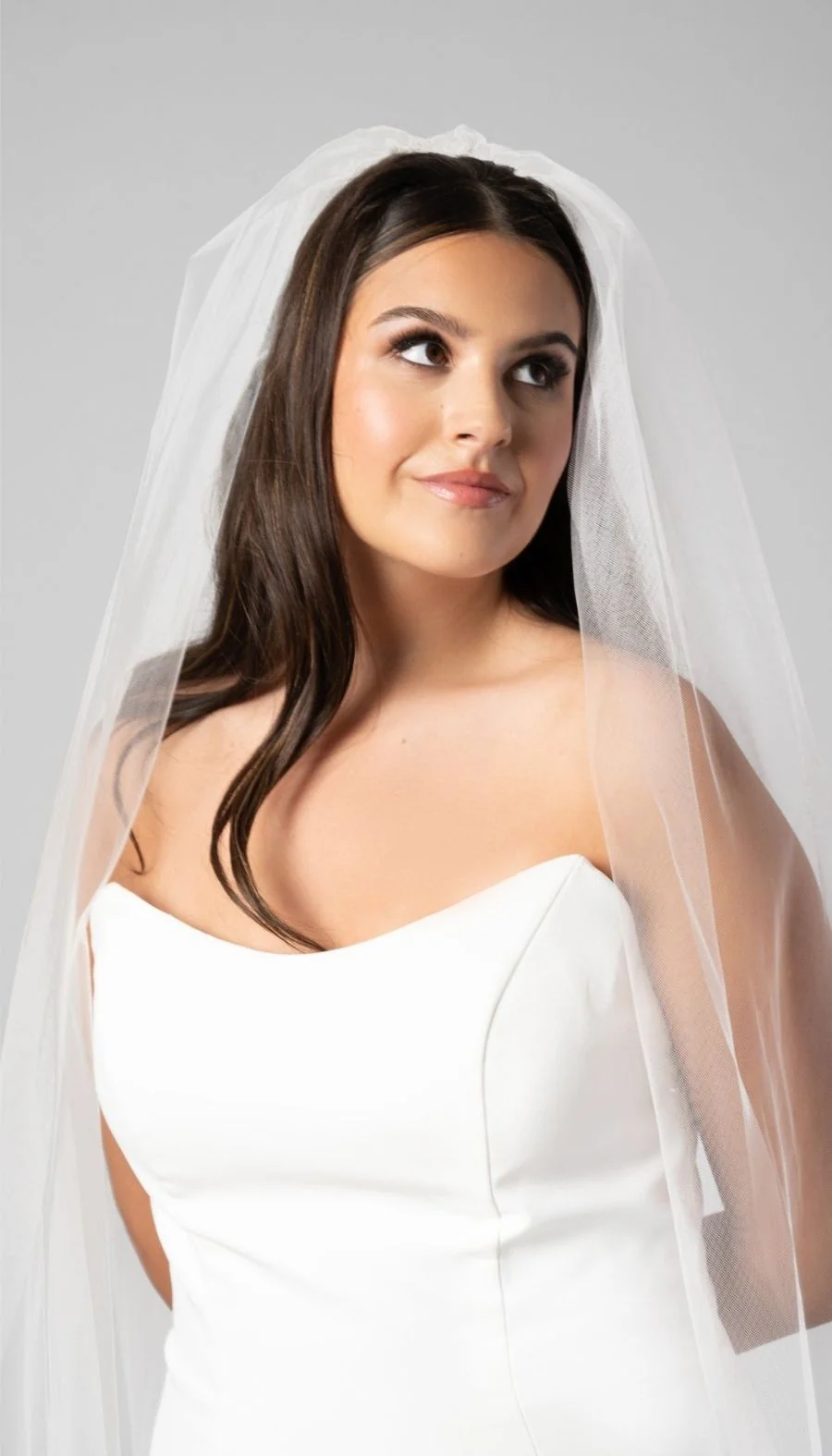 Eileen Plain Tulle Veil